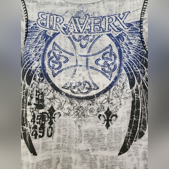 Boy's tshirt - Picture 2 of 4